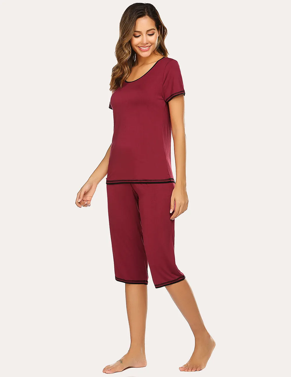 Ekouaer Tops and Capri Pants 2 Piece Pajamas Set (US Only)