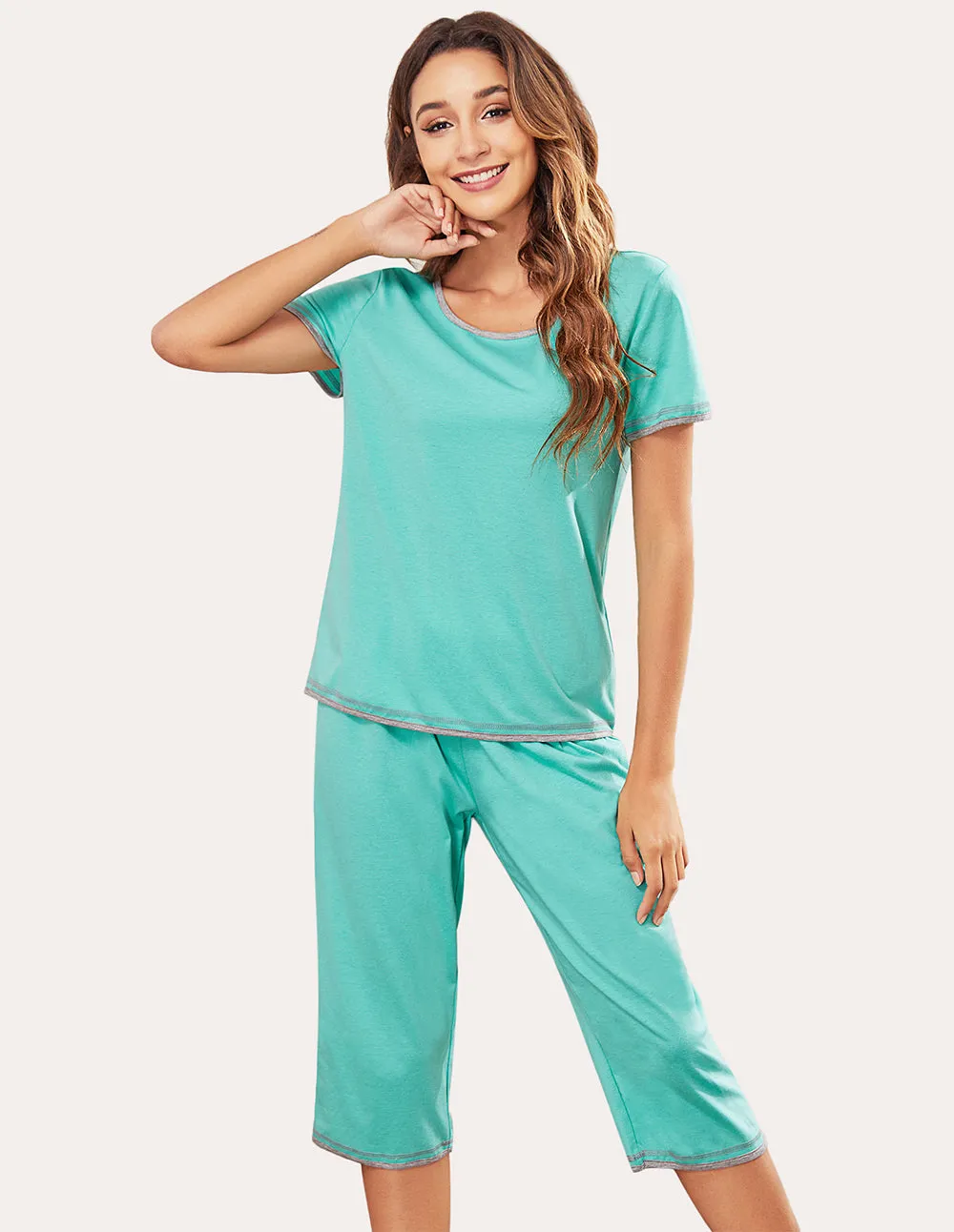 Ekouaer Tops and Capri Pants 2 Piece Pajamas Set (US Only)