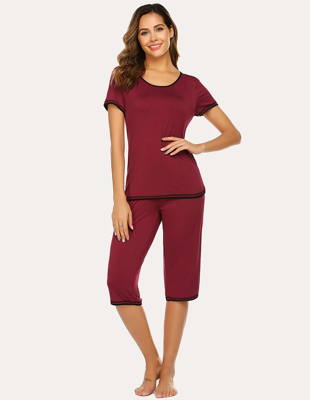 Ekouaer Tops and Capri Pants 2 Piece Pajamas Set (US Only)