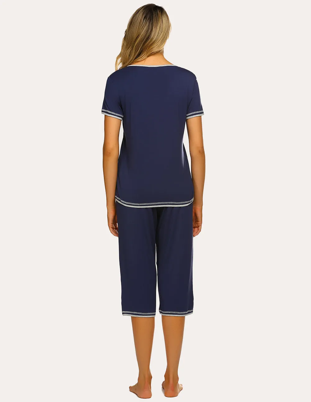 Ekouaer Tops and Capri Pants 2 Piece Pajamas Set (US Only)