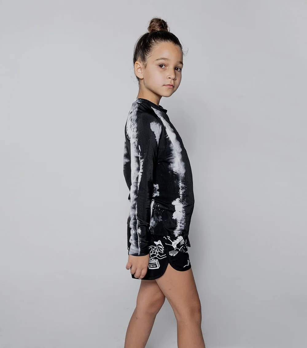 long sleeved tie dye rashguard