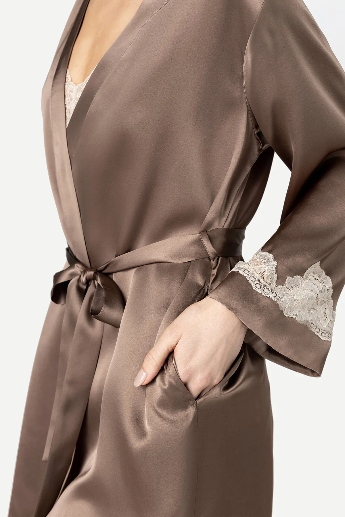 Morgan Iconic Short Silk Robe