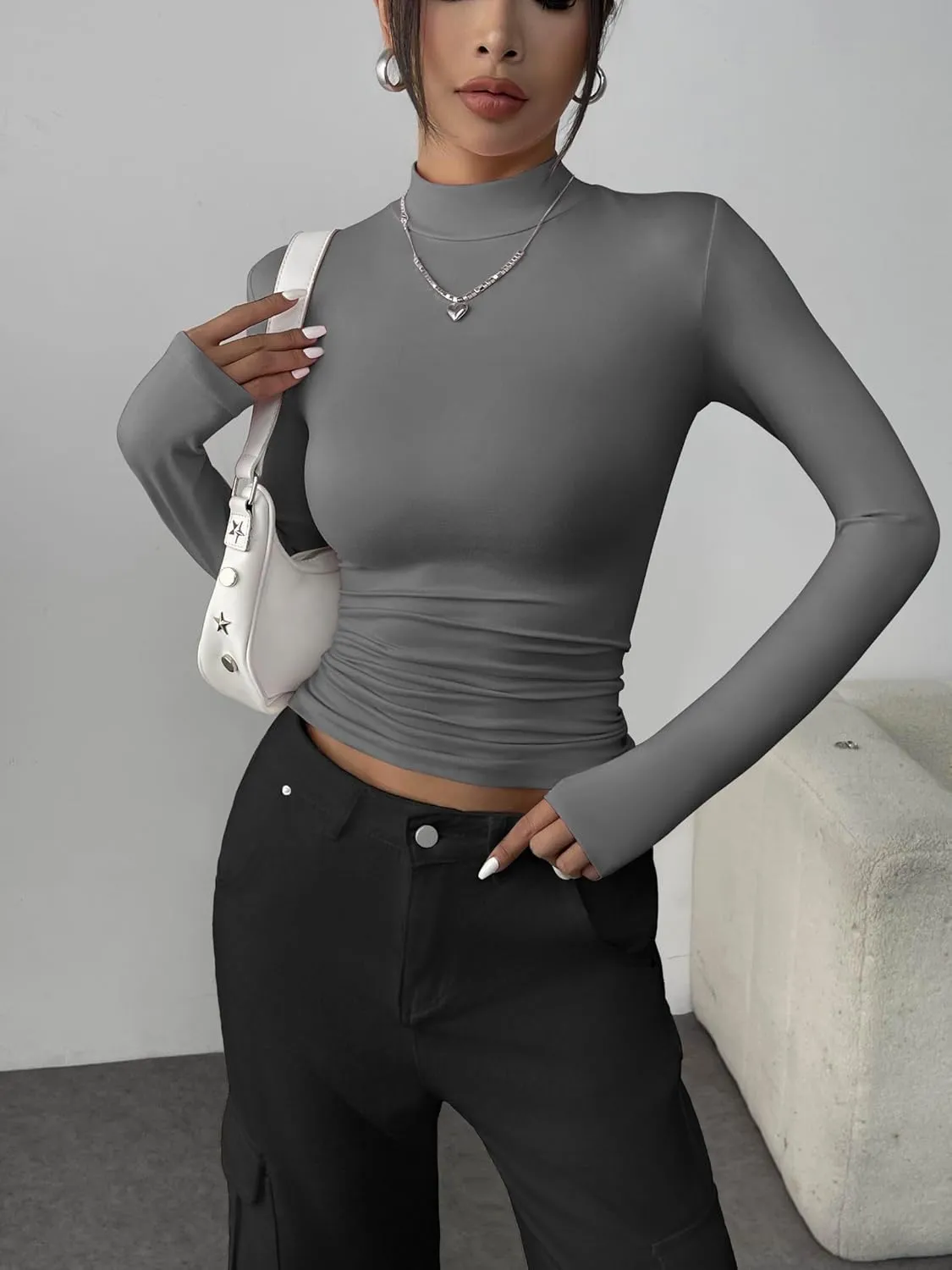 Zeagoo Womens Long Sleeve Shirts Mock Neck Basic Slim Fitted Tops Lightweight Stretch Base Layer T-Shirt